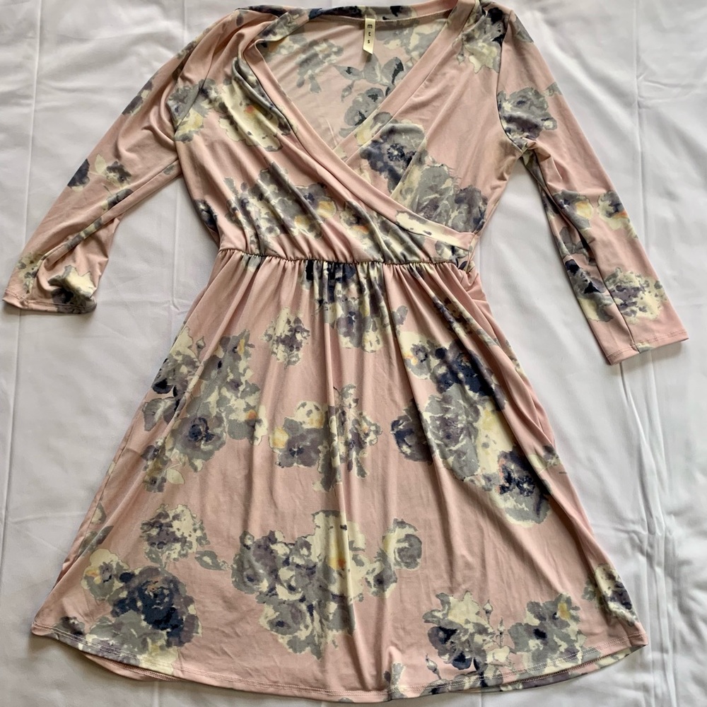 Boutique wraparound 3/4 arm dress